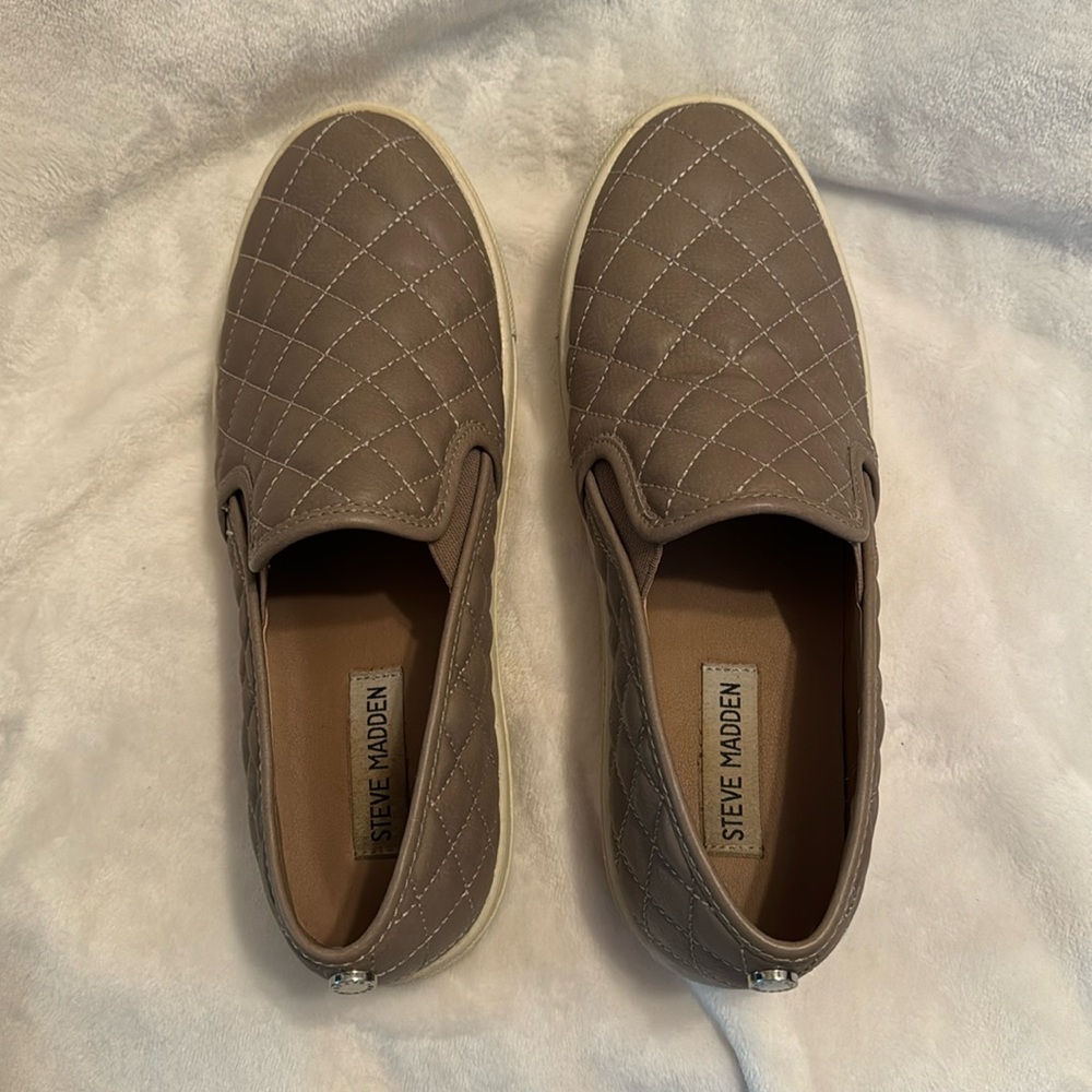Size 7 II Steve Madden II GREAT CONDITION